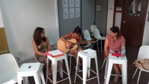 academias de inglés en Valencia C2 - guitarra