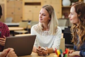 Practicar conversación en español en Valencia - charla